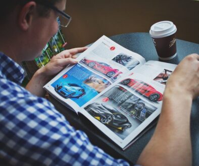 coffee drink hands magazine man 1846252