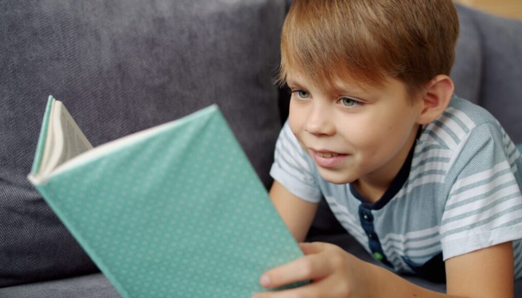 Rola bajek w rozwoju dziecka - dlaczego warto czytać już od najmłodszych lat